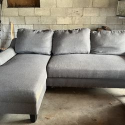 LOUNGE COUCH