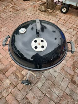 Weber charcoal grill