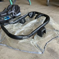 Nuna stroller seat adapter to put carseat 