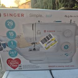 Singer Sewing Machine