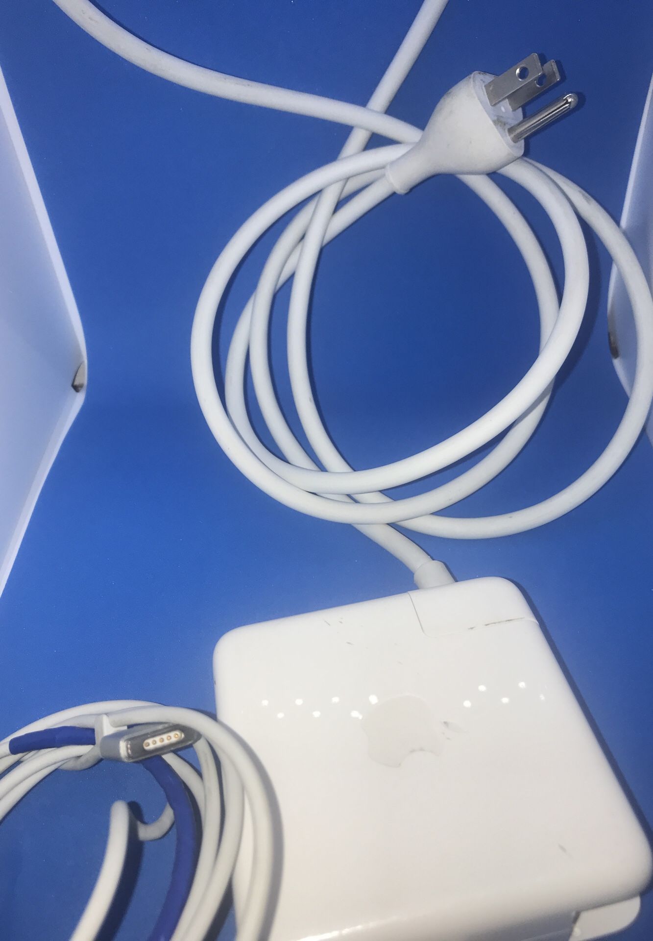 Apple MacBook 💻 Charger A1424