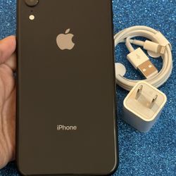 IPhone XR (64gb) Black UNLOCKED, Excellent Condition 