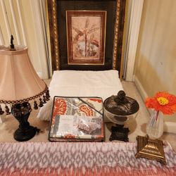 F/Q Blanket Bedding~Comforter+Duvet Cover+Pillow Shams (2)+Pillows (2)+Lamp (1) for a Nightstand/Night Stand/End Table/Desk+Frame Wall Art Work+Vase