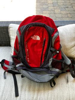 The North Face Red Solaris 40 Hiking Backpacking Backpack