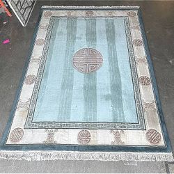 Vintage Asian Heavy Wool Rug, 1" Thick, Size 12x9'.