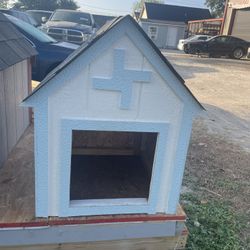 dog house 2x2