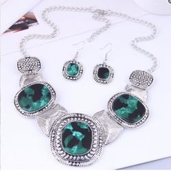 Brand New Geometric Jewelry Set ok