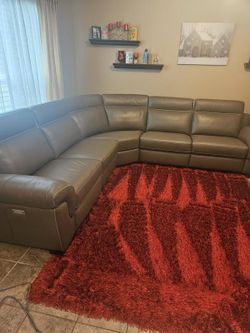 *Free Delivery* Macys Leather Power Reclining Couch Sofa