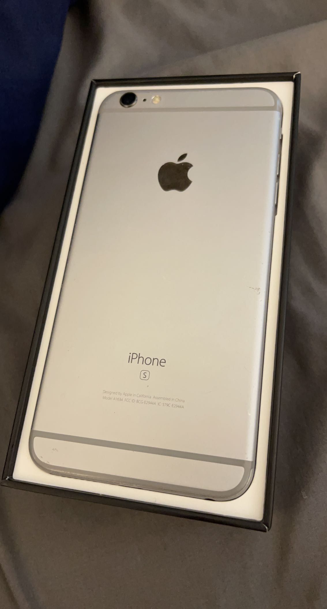Grey IPhone 6 Plus (UNLOCKED)