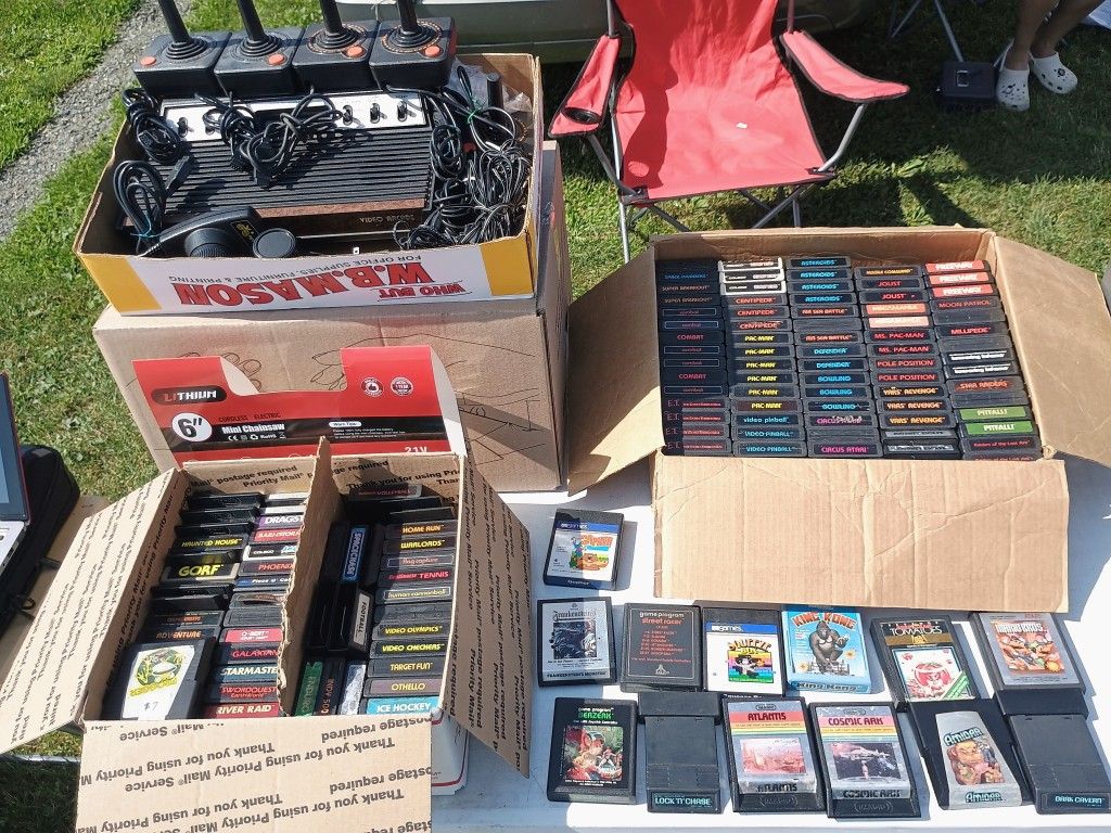Sear Atari System WITH 142 Games