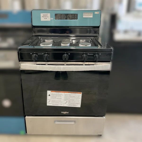 Open Box: Whirlpool 5.1 Cu. Ft. Freestanding Gas Range with Edge to Edge Cooktop - 75CAO346