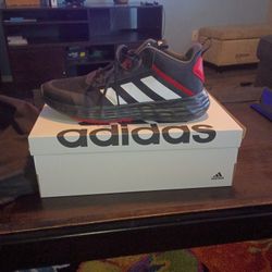 Size 14 Black And Red Adidas Basketball 