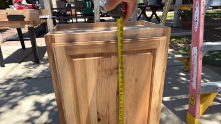 Laundry cabinet