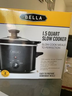 1.5 quart slow cooker never used..