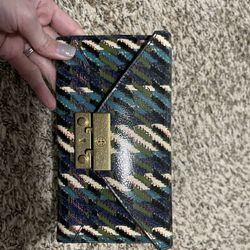 Authentic Tory Burch Wallet - Excellent Condition  