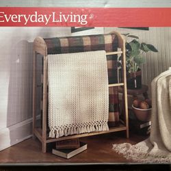 Solid Wood Quilt Rack 