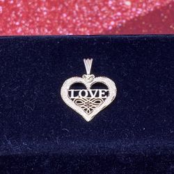 14k Heart Love Pendant 