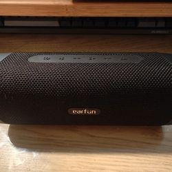 Earfun UBoom L Portable Bluetooth Speaker