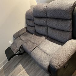 Reclinable Sofa