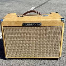 Ultra Sound Guitar Amplifier 