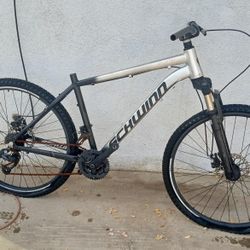 Schwinn Mountain Bike Size 27.5