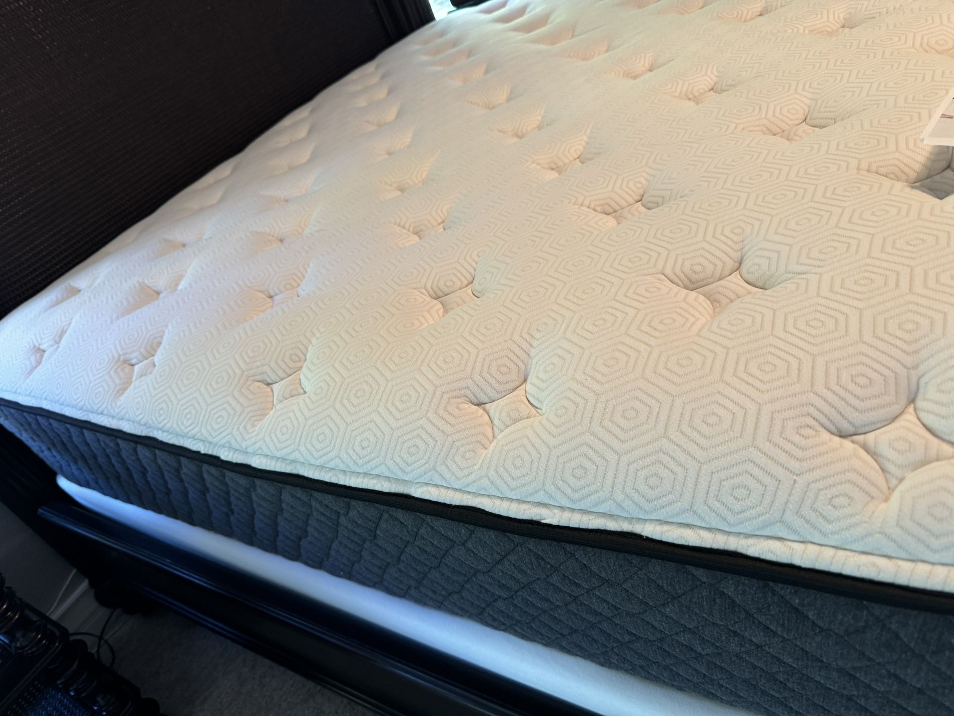 Bear Cooling Mattress Cal King Extra Deep 18-20 Inches As New