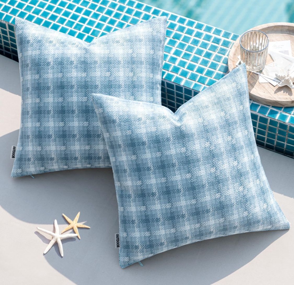 MIULEE Pack of 2 Outdoor Waterproof Throw Pillow Covers Decorative Outdoor Pillowcases Farmhouse Water Resistant Cushion Covers for Patio Garden Couch