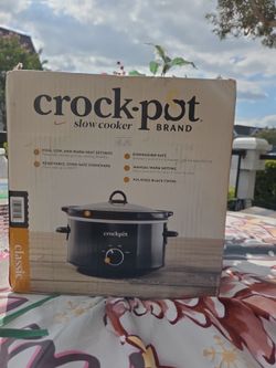 Crock pot slow cooker