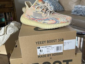 Yeezy Boost 350 V2