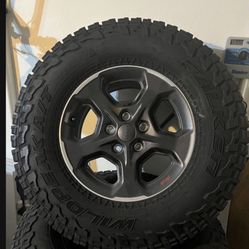 33’ FALKEN Wild Peak A/T