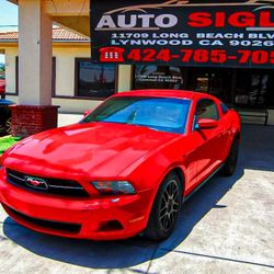 2012 Ford Mustang V6 Coupe