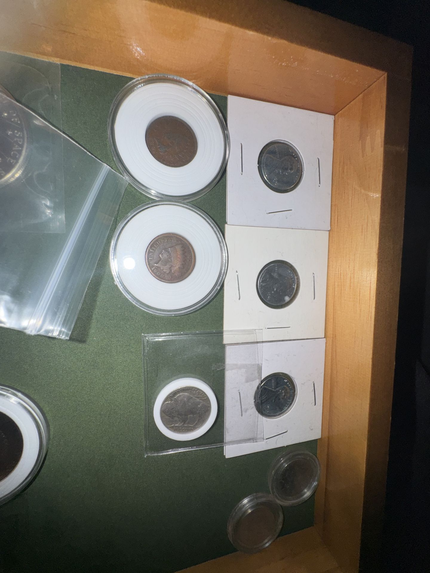 5 steel pennys and 2 Indian head pennys 1935 nickel