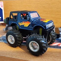 SUZUKI SAMURAI MONSTER TRUCK 1:64 