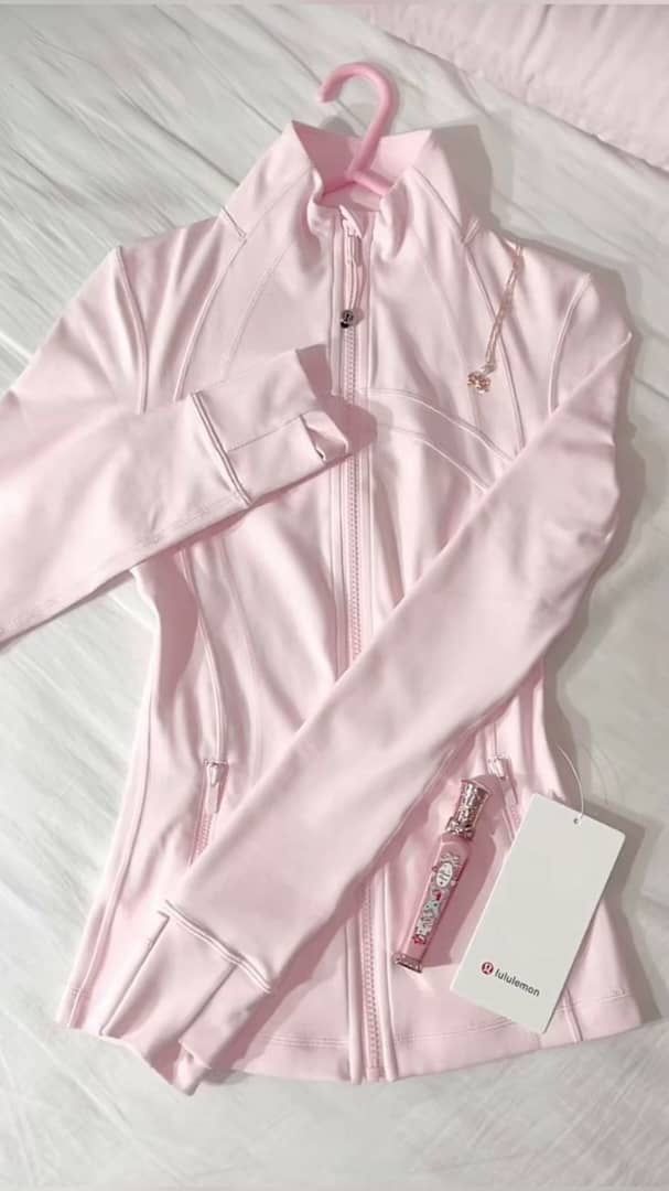 Lululemon Pink