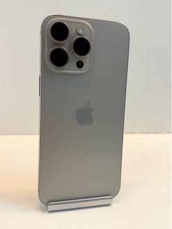 Apple iPhone 15 PRO MAX 512gb. ( Fully Unlocked Phone )