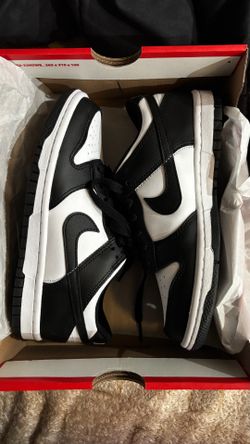 panda dunks brand new size 3 and a half