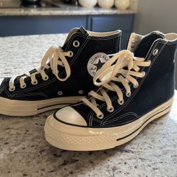 Converse High tops In Black Size 7 Men Size 9 Women