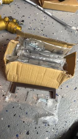 Cabinet handles
