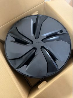 TESLA OEM CROSSFLOW 19” WHEELS