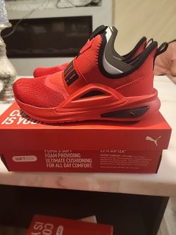 Puma Sneakers