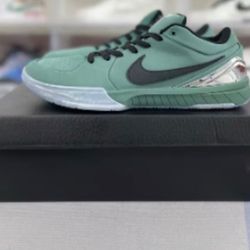 NO TRADES Kobe Girl Dad Size 12 $350 📥DM to Inquire📥