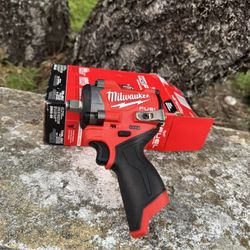 M12 FUEL 12V Lithium-Ion Brushless Cordless Stubby 3/8in. Impact Wrench (Tool-Only)