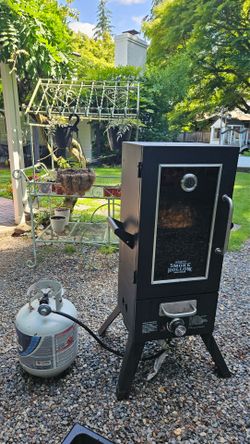 Masterbuilt 40” Propane Smoker with Propane Tank & Wood Chips - Ready to Smoke