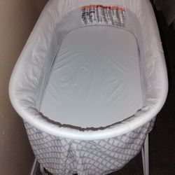 Bassinet 