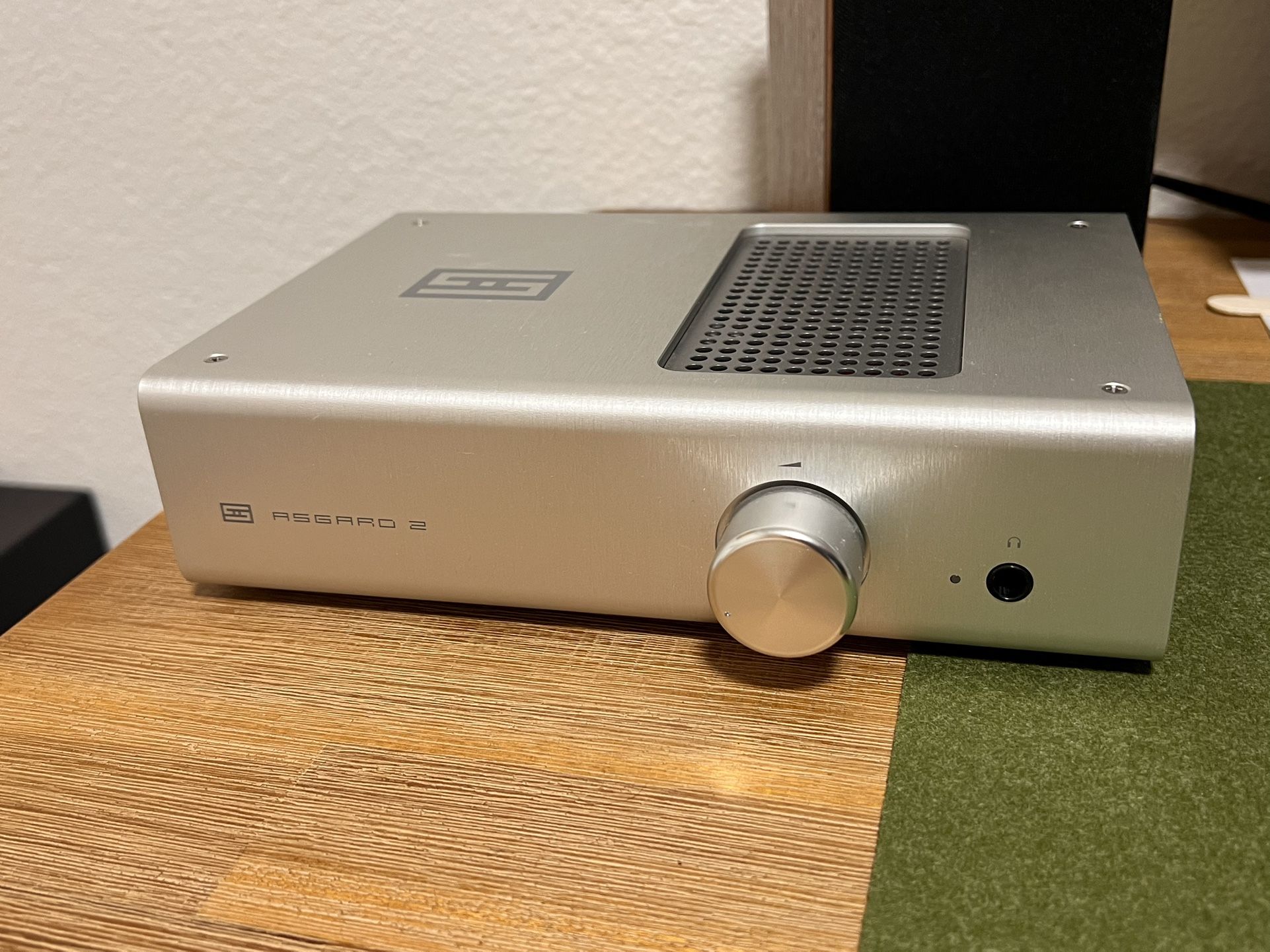 Schiit Asgard 2 Amplifier