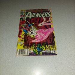 1983 THE AVENGERS #231 COMIC 