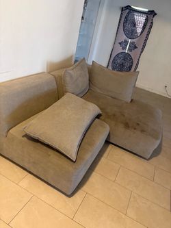 FREE SOFA NEEDS CLEANING NOTHING BROKEN