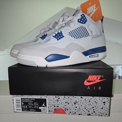 Jordan 4 Military Blue Size 9 DS