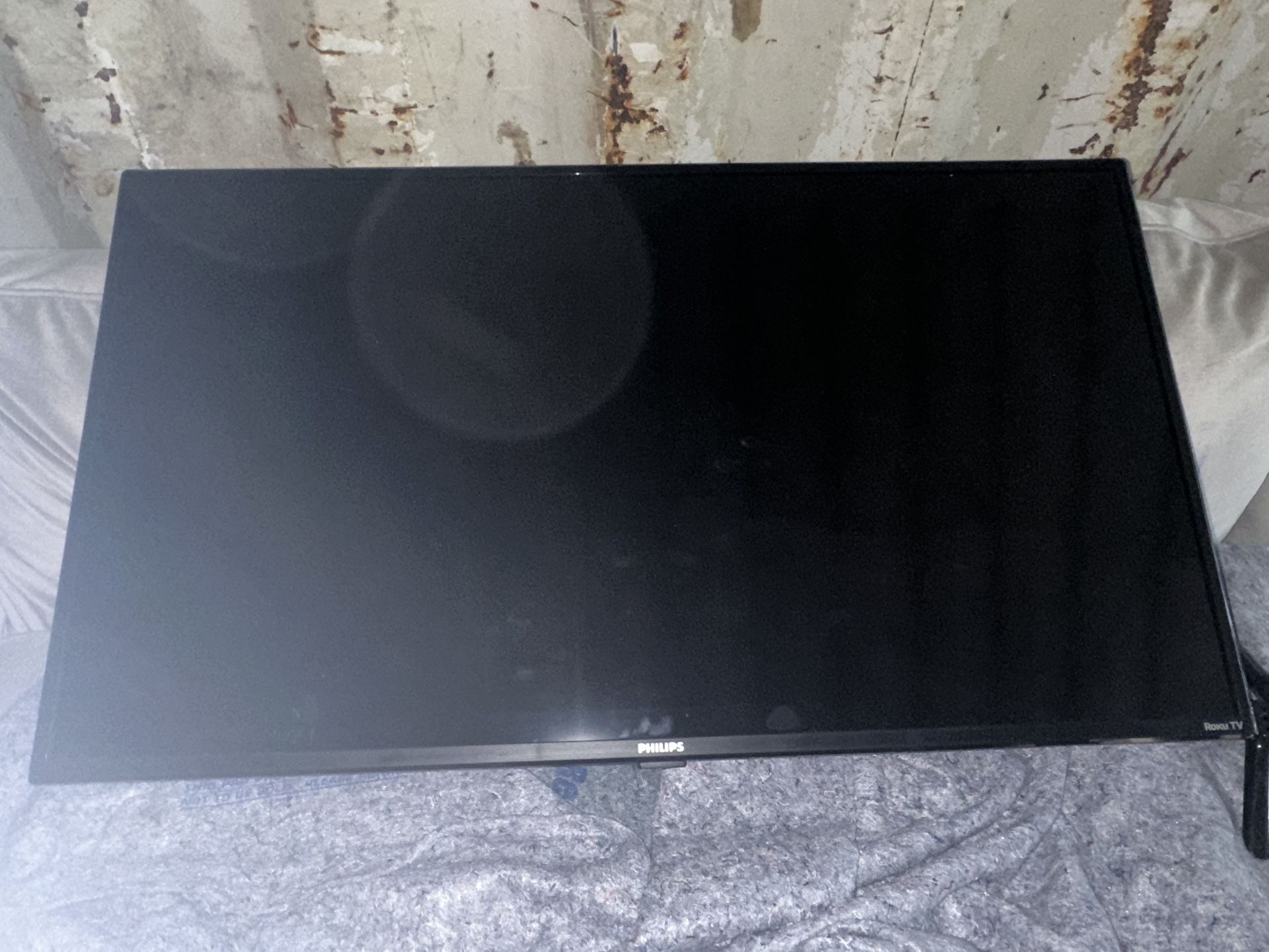 32-Inch PHILLIPS Flatscreen