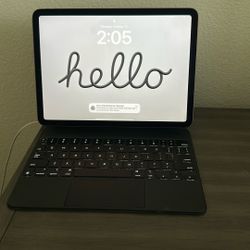 iPad Air 4th Gen + Apple Magic Keyboard